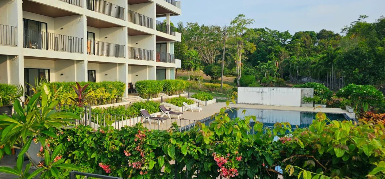 Aranya Resort Koh Lanta Exterior photo